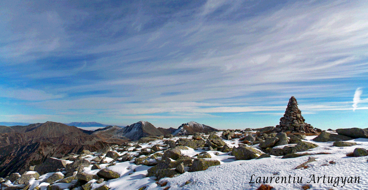 Variante de trasee montane marcate catre Vf. Retezat